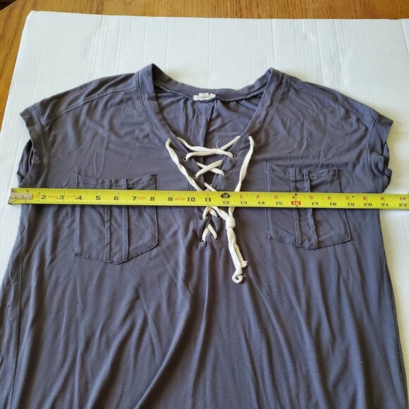 POL Long Tunic V- Neck Charcoal Gray Rayon Spandex Blend Short Sleeve Medium - Picture 12 of 13